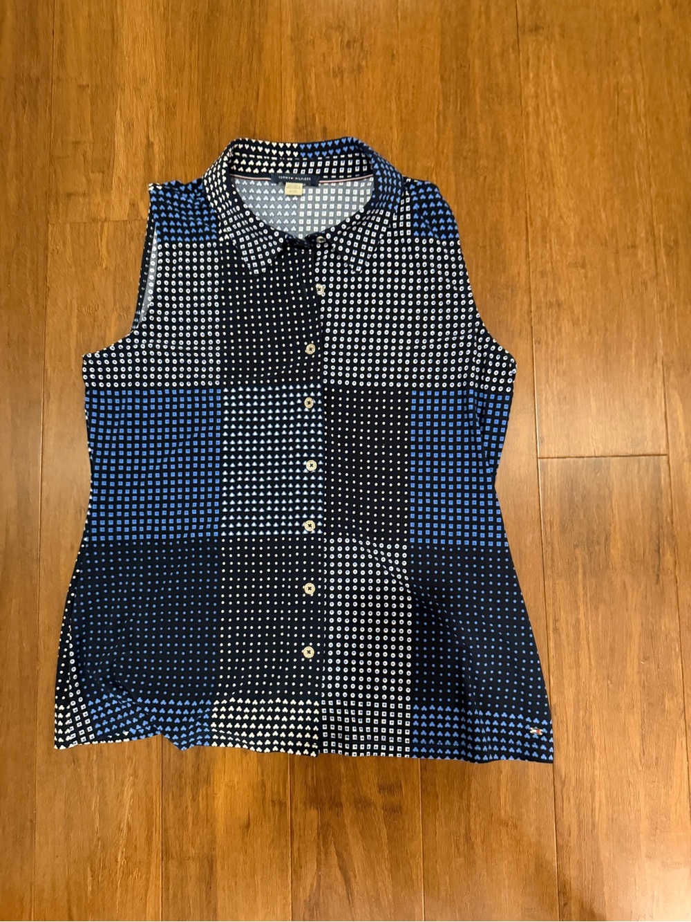 Tommy Hilfiger Navy and White Sleeveless Button-Down Shirt